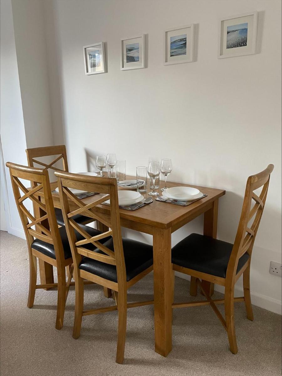 Columba House - Housity