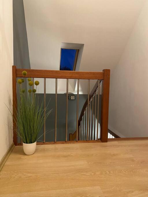 4 Bedroom family house with access to a hot tub - Housity