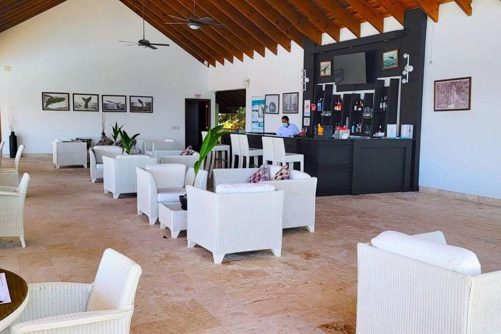 Peaceful Ocean View 2BR Condo w/ Private Beach - Housity