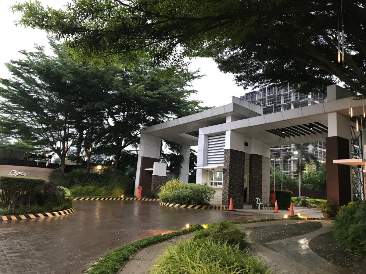 Matina Enclaves 2 BR with balcony - Housity