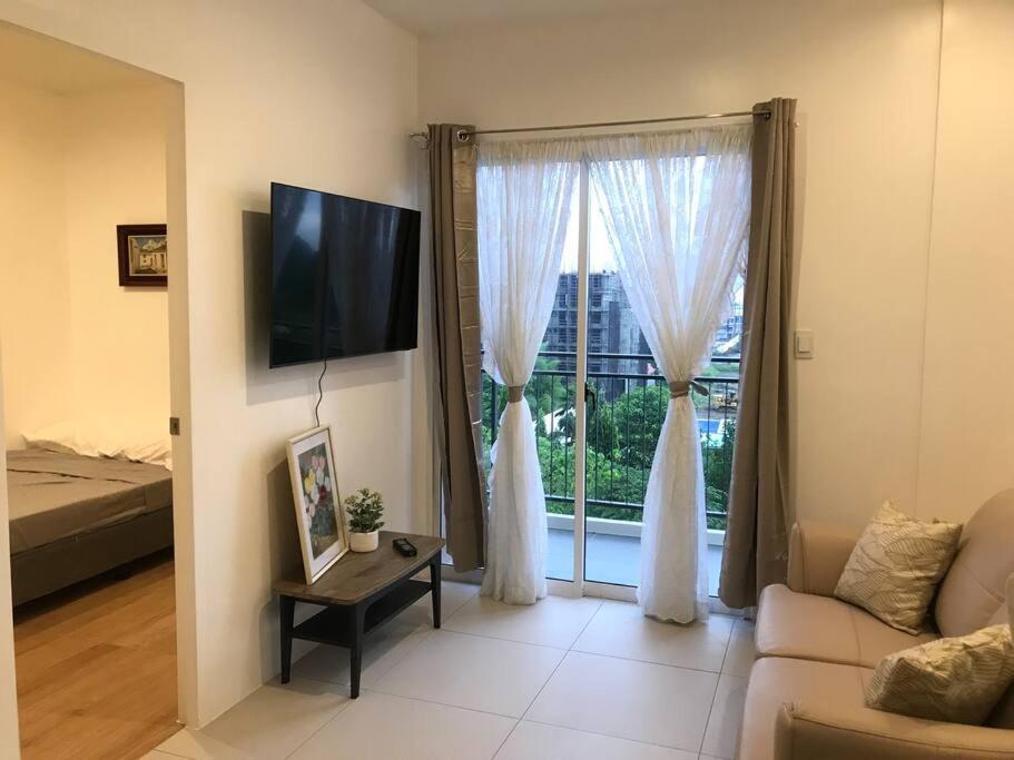 Matina Enclaves 2 BR with balcony - Housity