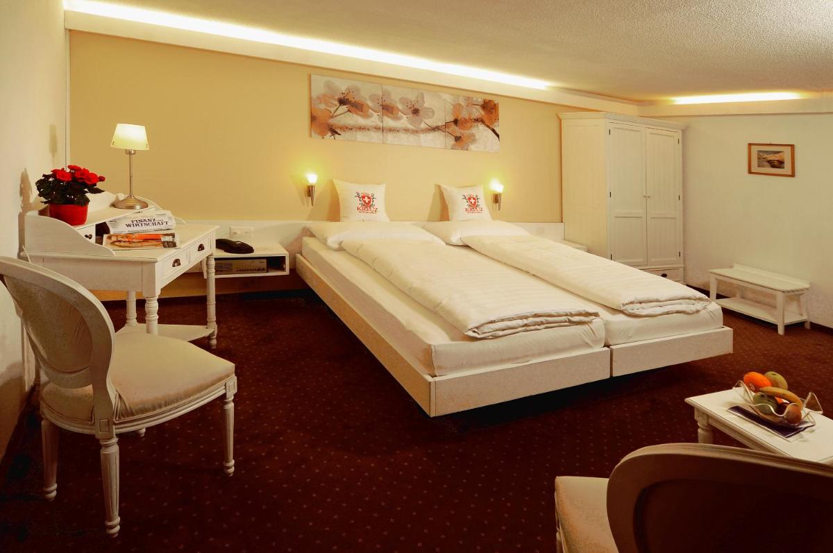 Hotel Weisses Kreuz - Housity