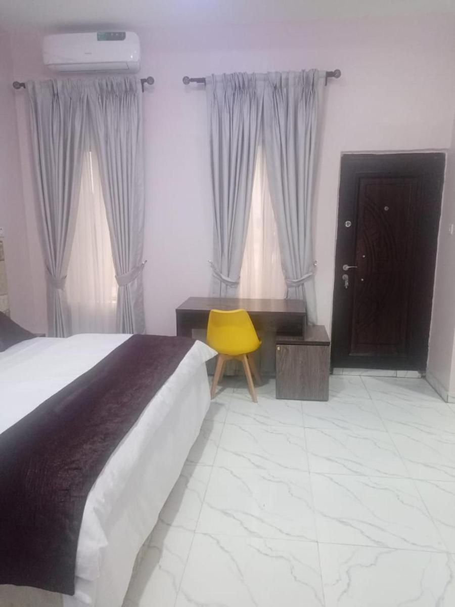 Captivating 1-Bed Studio in Sapele - Housity