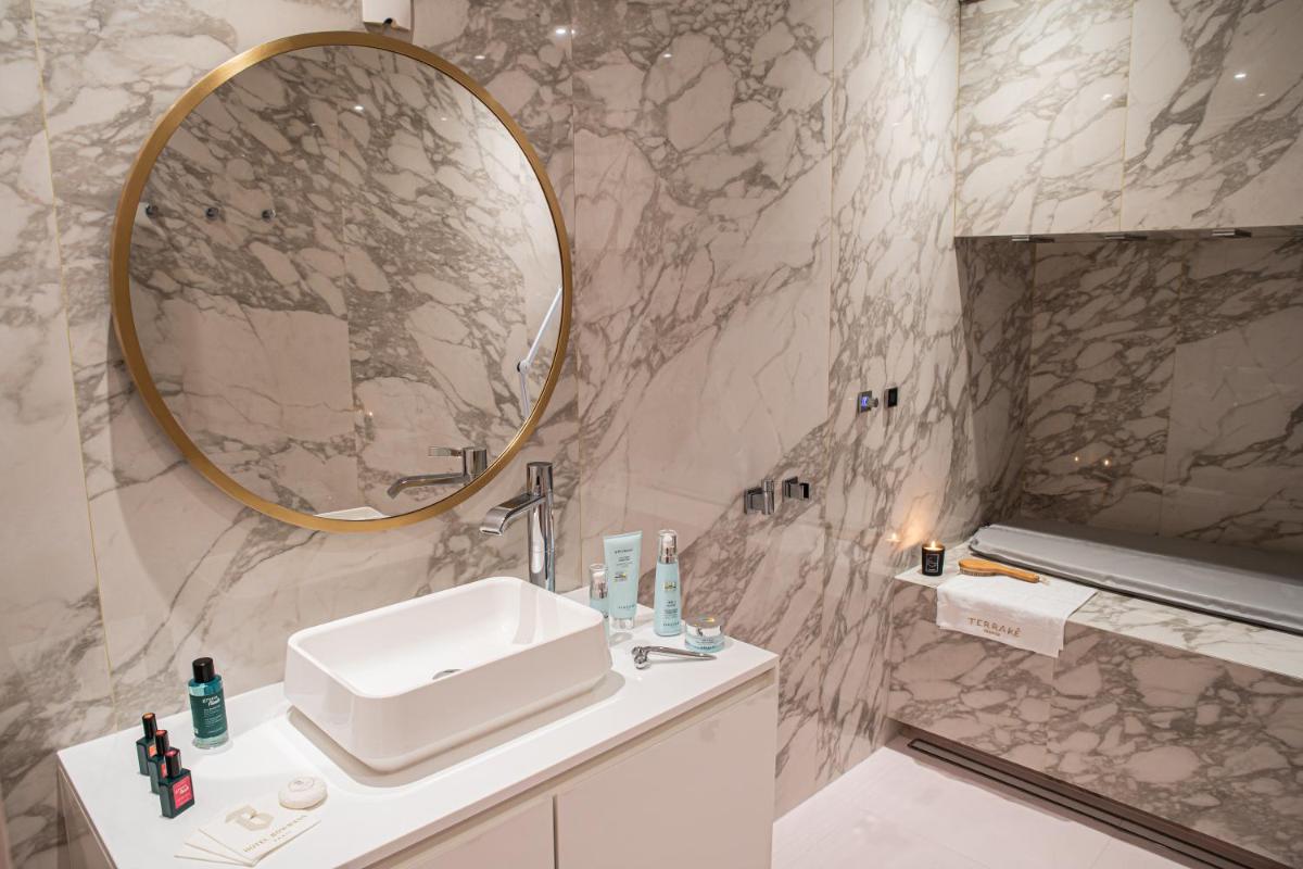 Salle de bains dans l'établissement Hotel Bowmann
