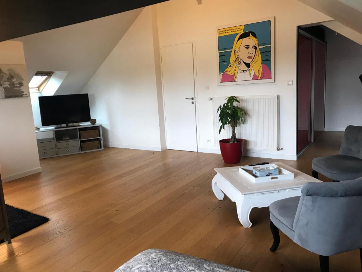 Vaste Chambre Privée proche du Centre de Rennes - Housity