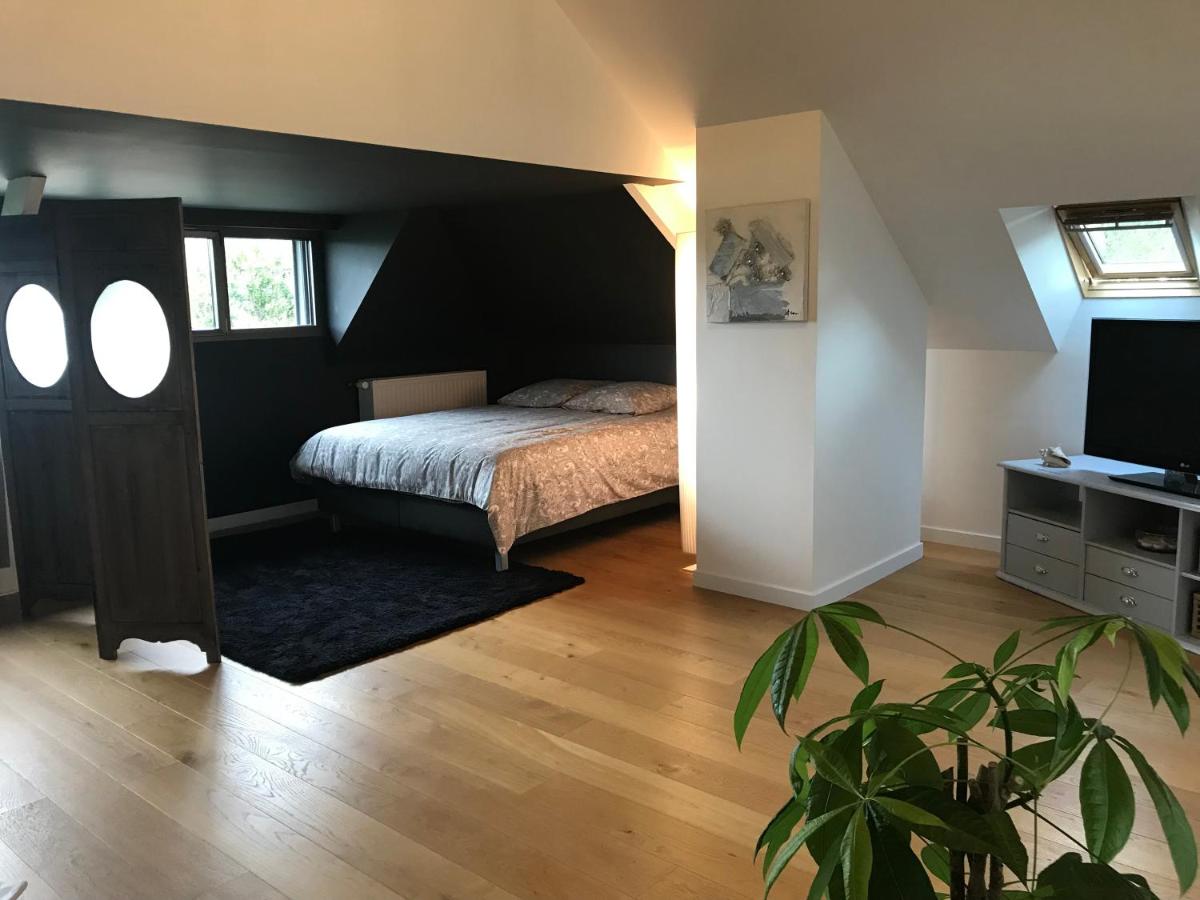 Vaste Chambre Privée proche du Centre de Rennes - Housity