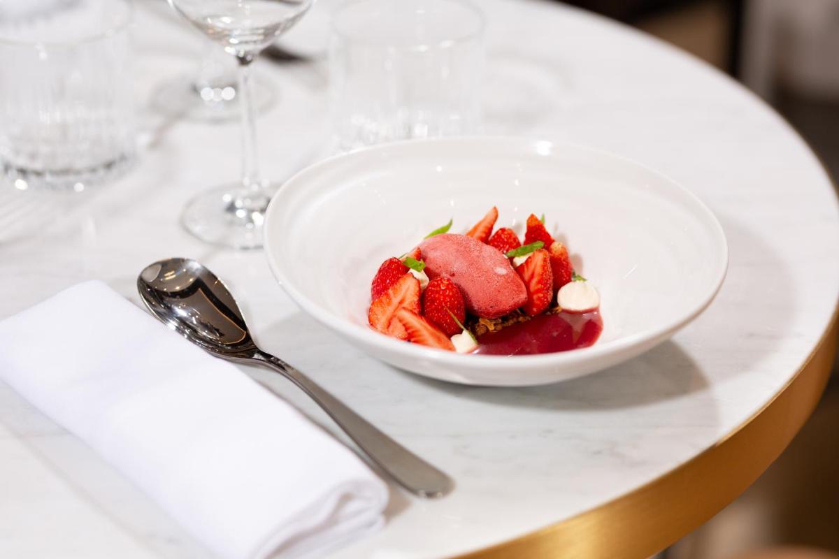 Nourriture dans l'hôtel ou à proximité