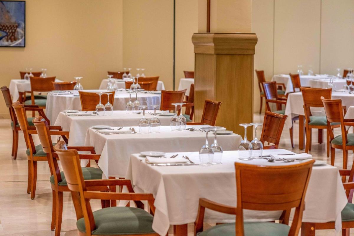 Un restaurante o sitio para comer en Valentin Sancti Petri