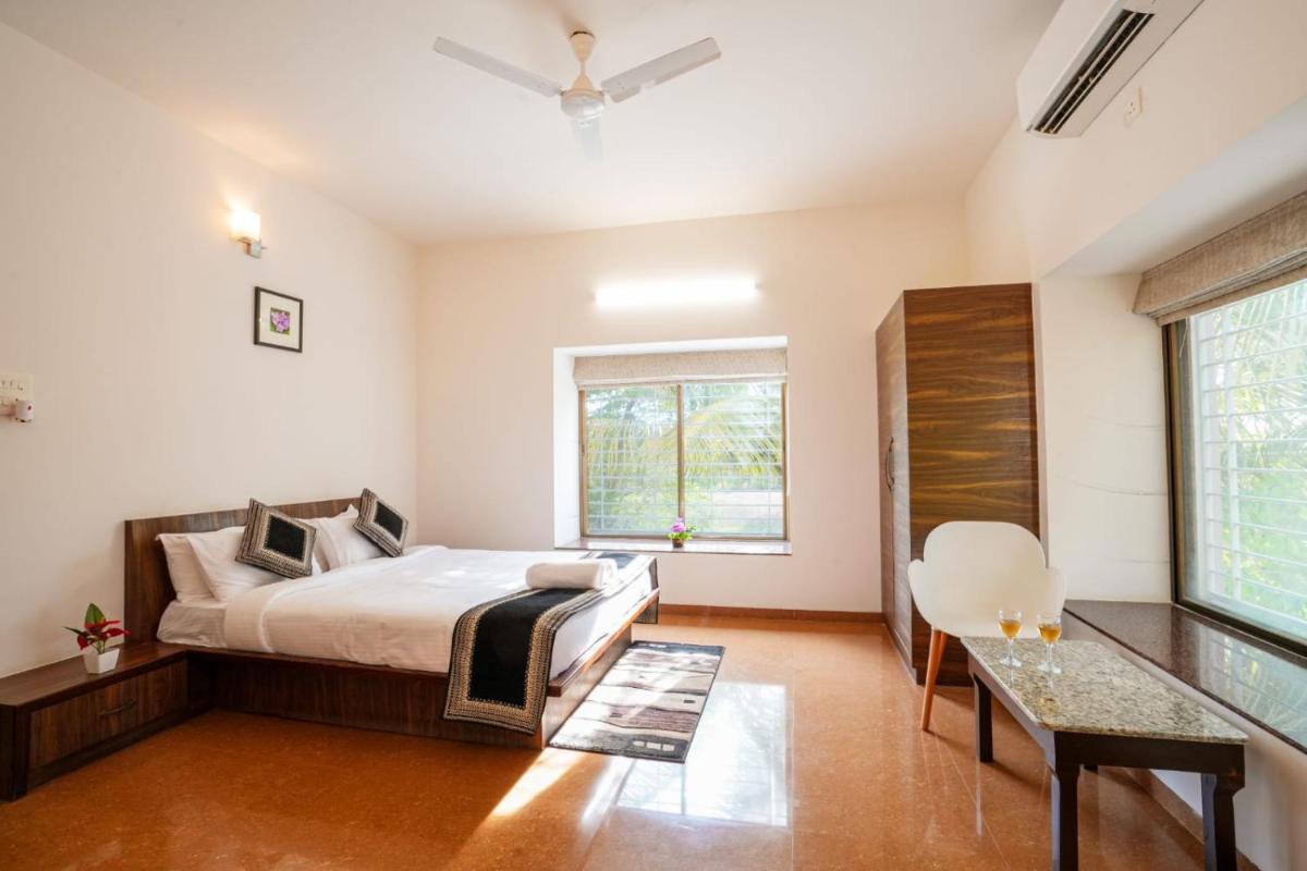 White Coco House 4BHK - Hizvo