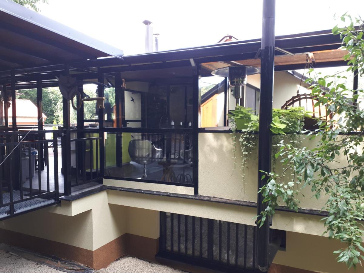 Apartment u Frejštejna - Housity