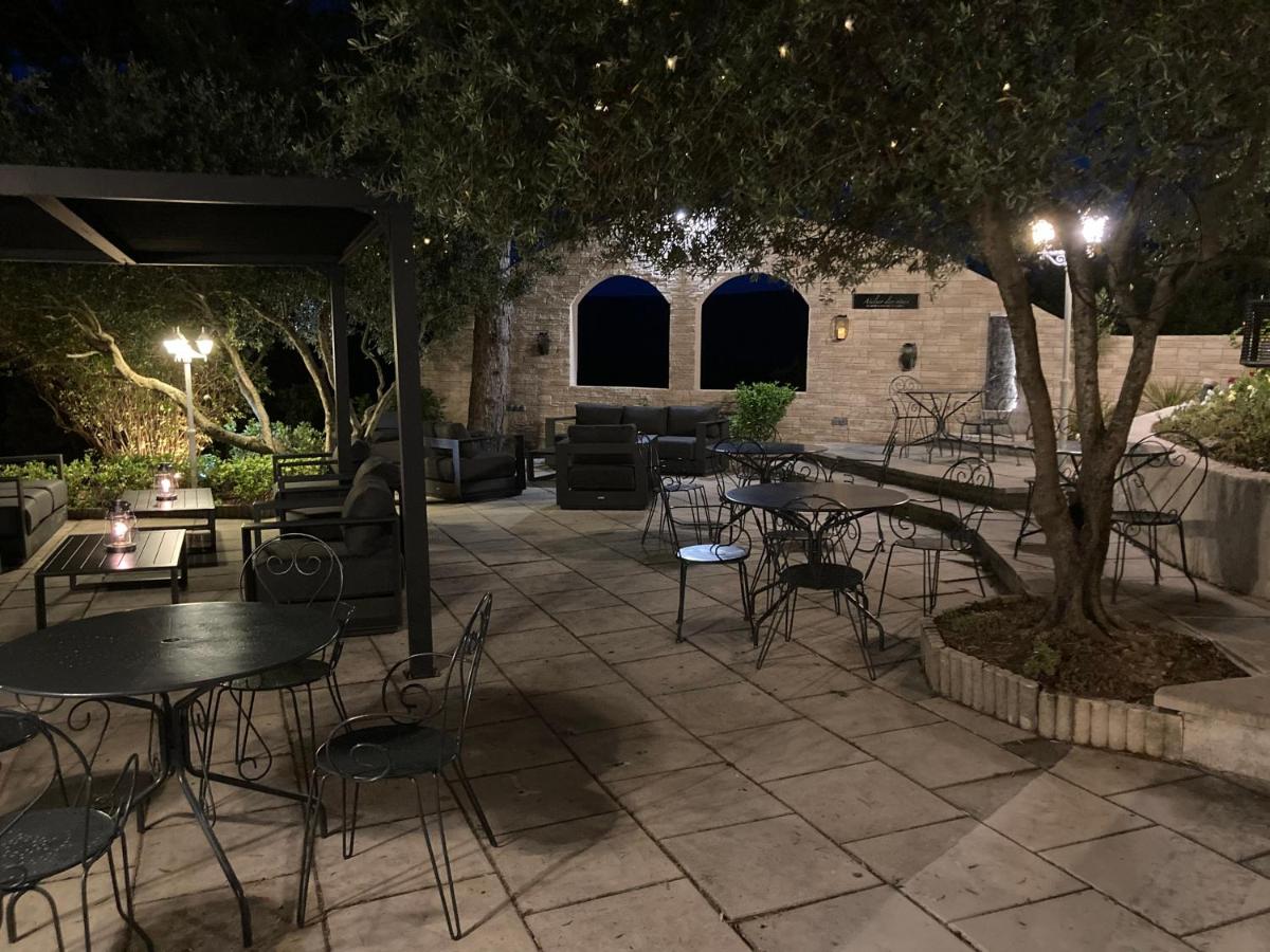 Terrasse ou espace extérieur de l'établissement Hôtel Spa L'Ermitage