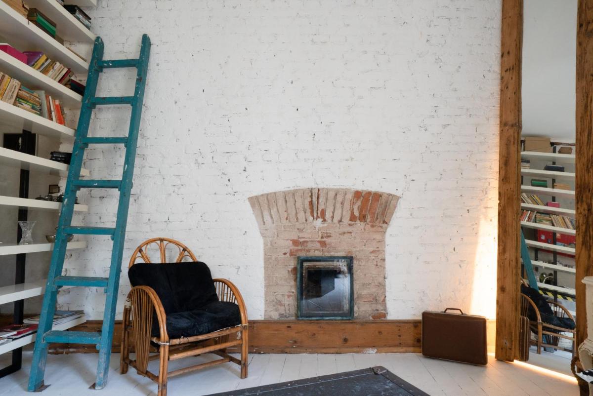 tiyoho - Historic Houses I - Quiet & Stylish Flat in Galata - Housity
