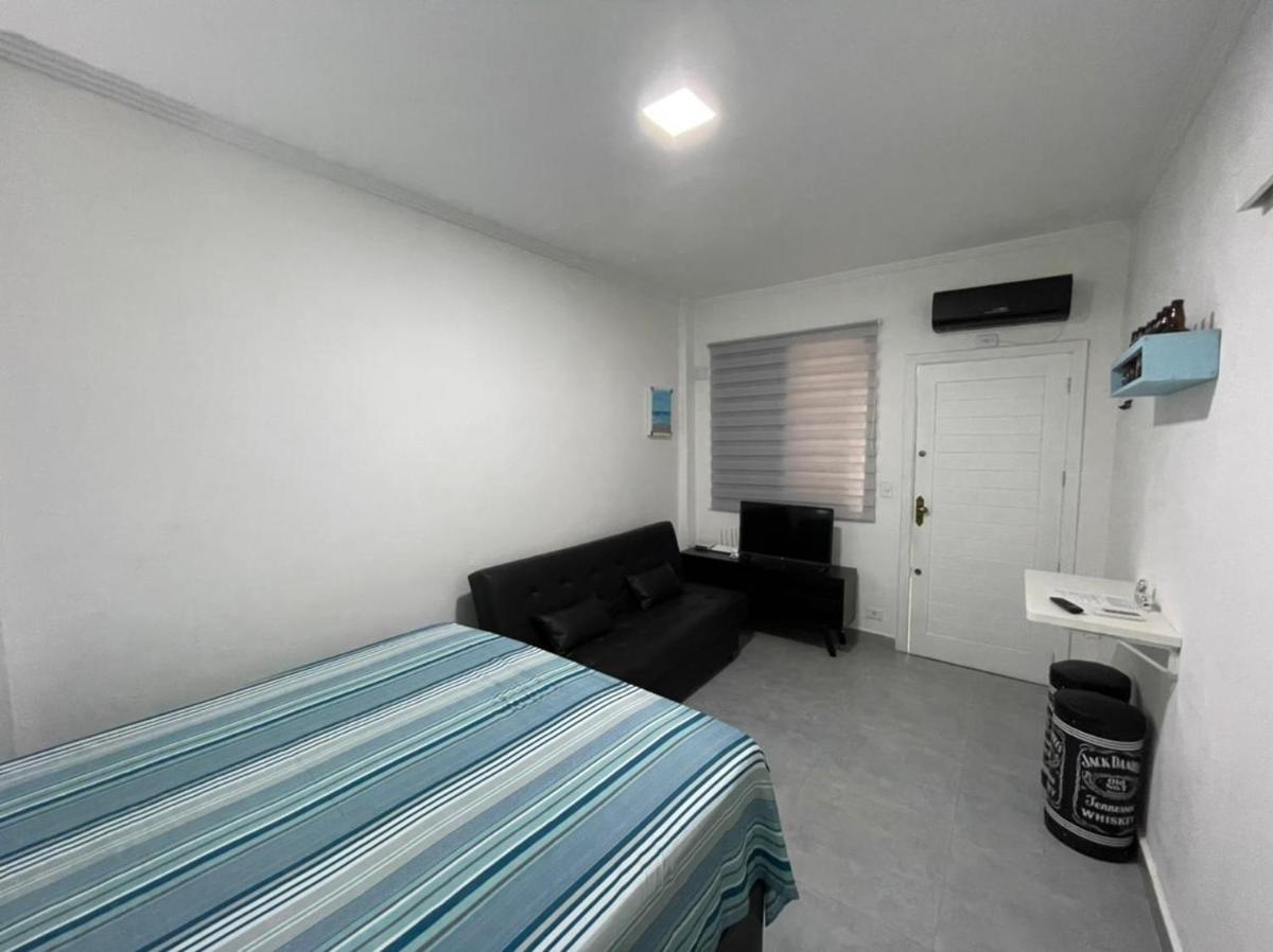 Kitnet Luxo Canto do Forte - Praia Grande - Housity