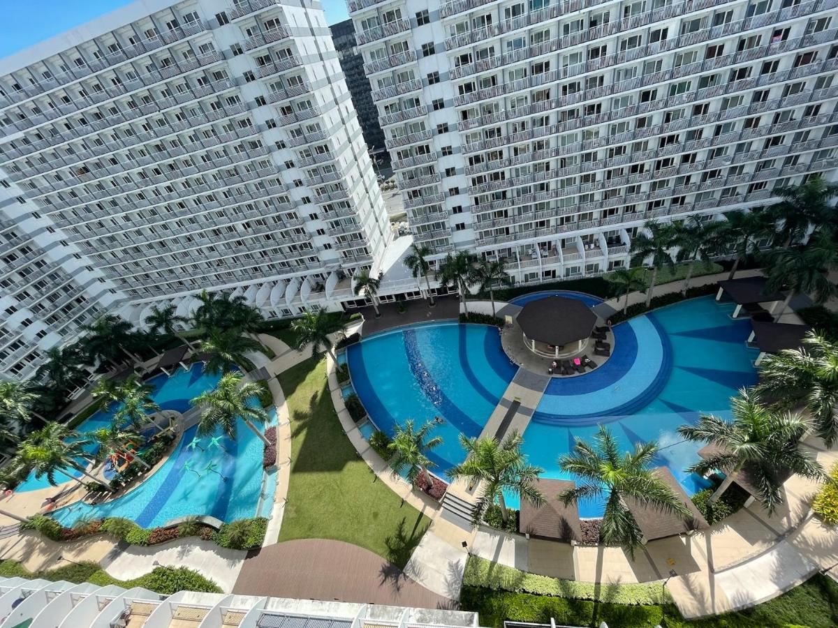 Amour Staycation Shell residences - Housity
