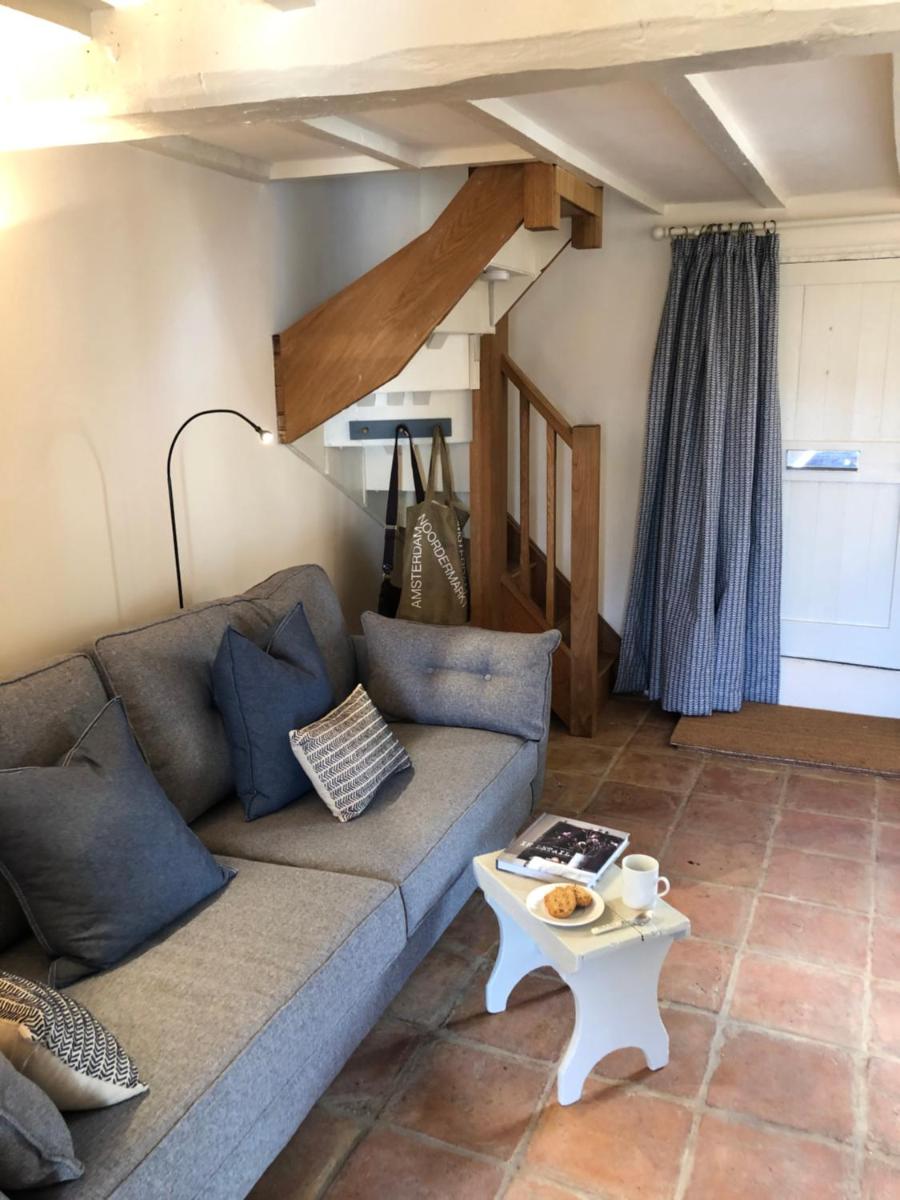 Little Gem on Bridgnorth's Cartway. River Views - Housity
