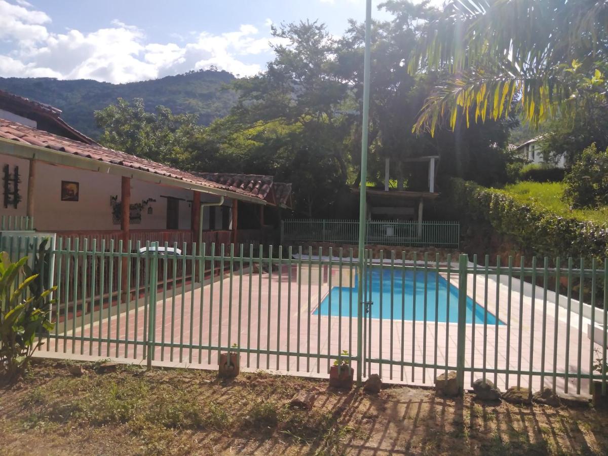 CABAÑA CASA CAMPESTRE VILLASOFIA 043 MOUNTAIN´S VIEW - Housity