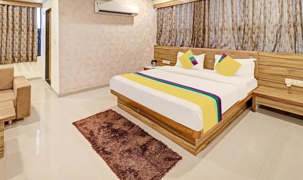 Itsy By Treebo - Vitthal Palace - Housity
