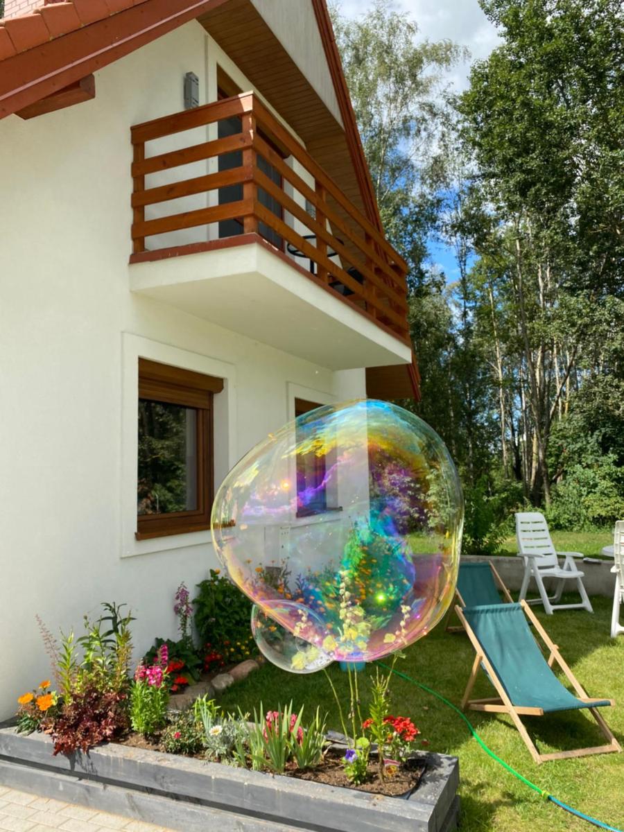 Caloroczny domek letniskowy ze stawem - Housity