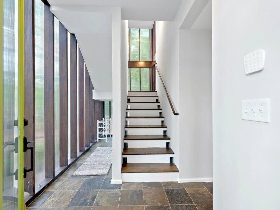 City luxury, solitude and amazing outdoor space - Housity