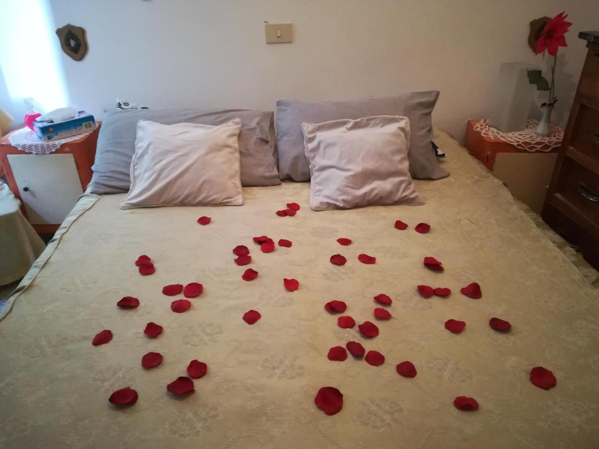 Vintage old apartment in Castel di Tora - Housity