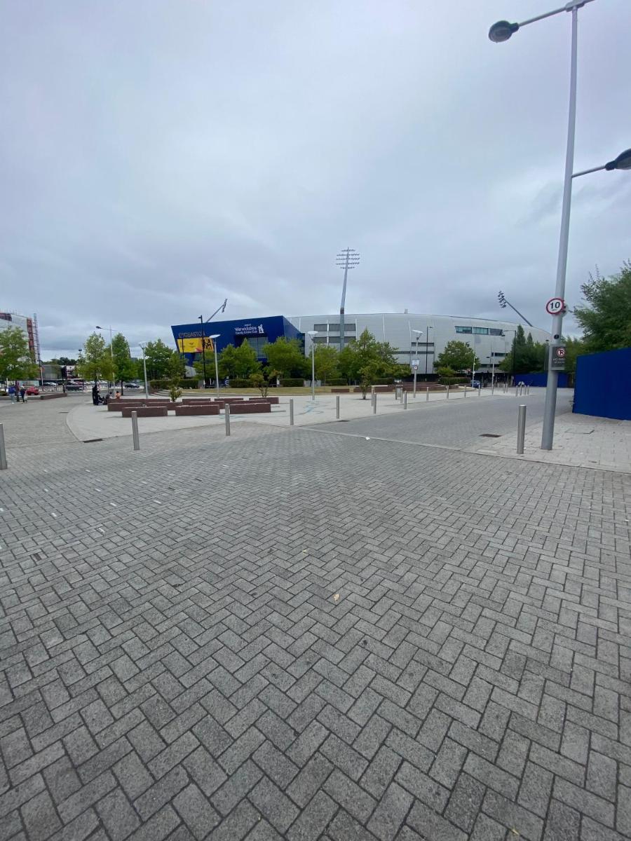 Swanky 2 BDR Apt/Opp Edgbaston Cricket Ground/Free Parking - Housity