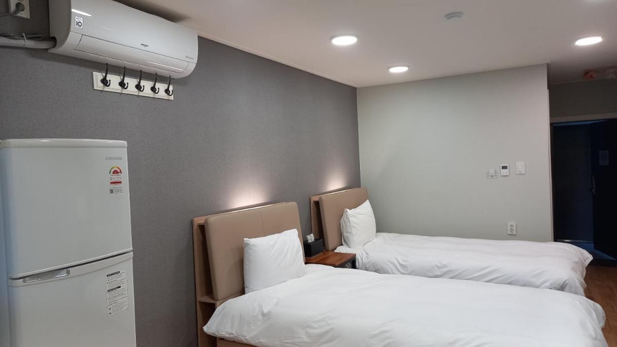 Hotel Jirisan Haetsal - Housity
