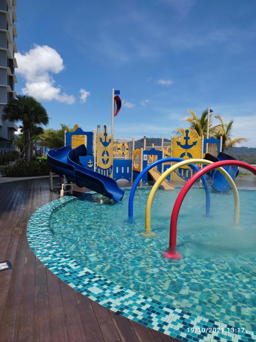 Kuantan Waterfront Studio11 with NETFLIX at Imperium Residence - Housity