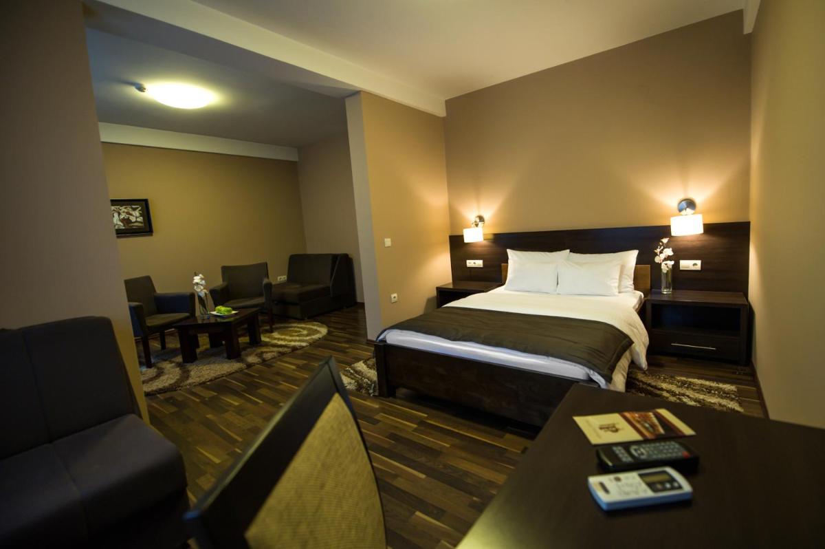 Hotel Požega - Housity