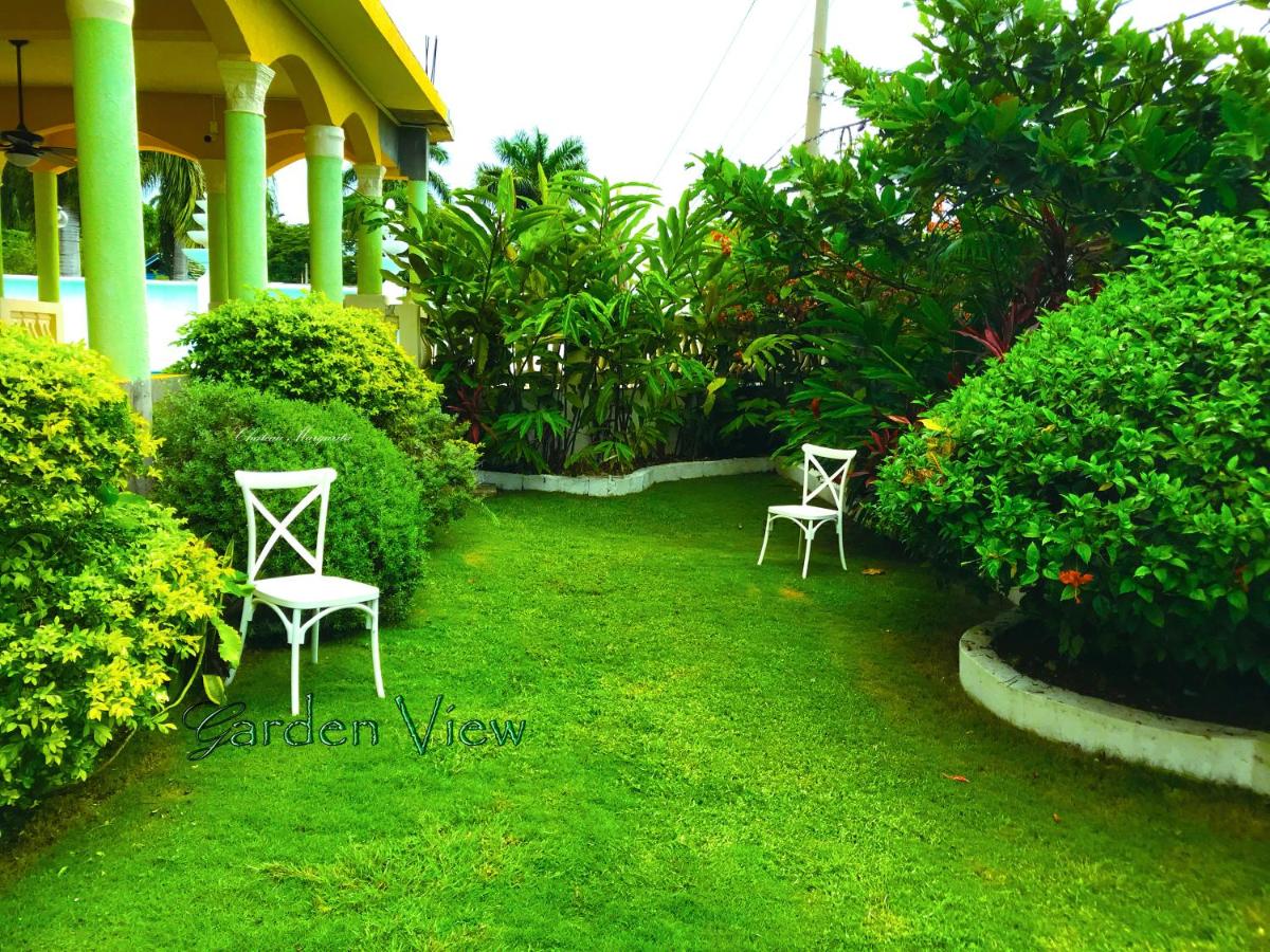 Chateau Margarita JA - Housity