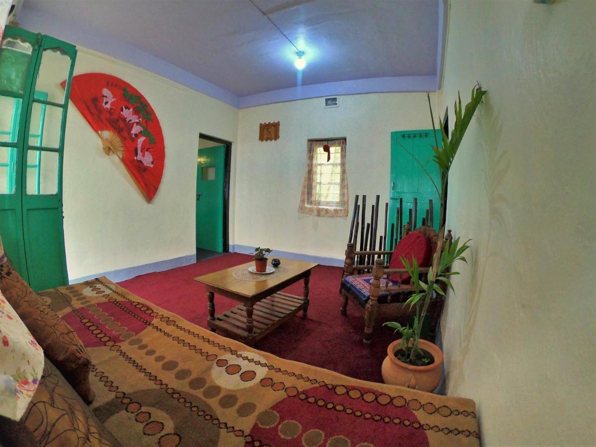 Trioroof Homestay - Housity