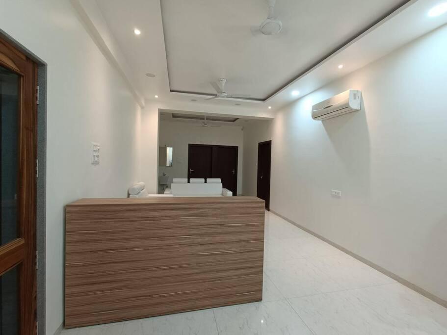 SwageStay Scheme No 114 Near CHL 114 - Housity
