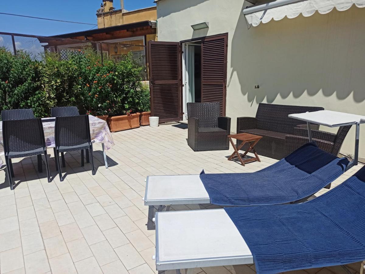 Living by Vatican with panoramic terraces in Rome - Housity