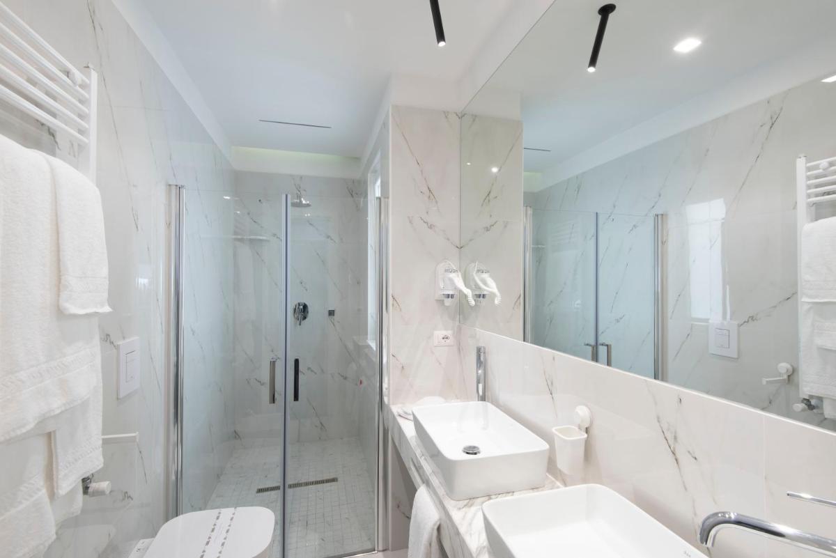Hotel Fiorentina - Housity