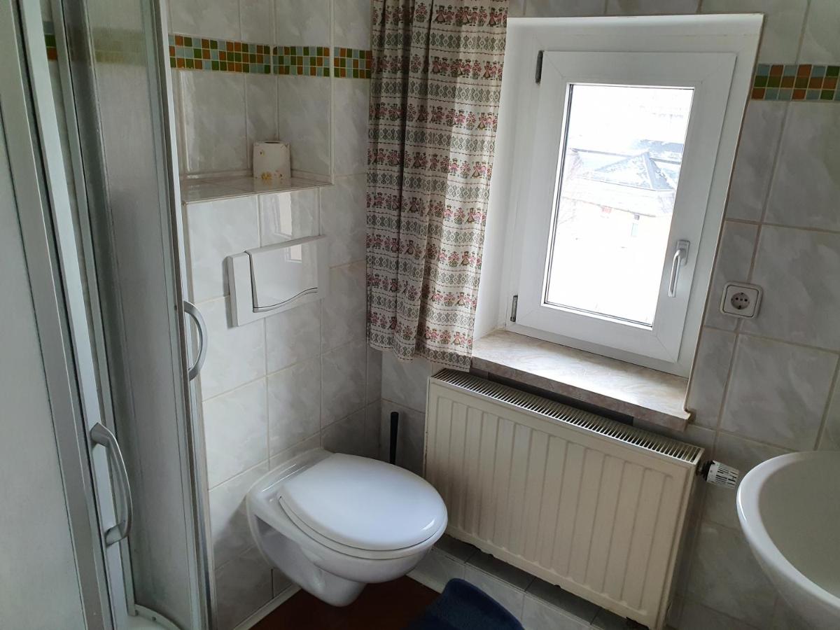 Apartment mit Balkon - Housity