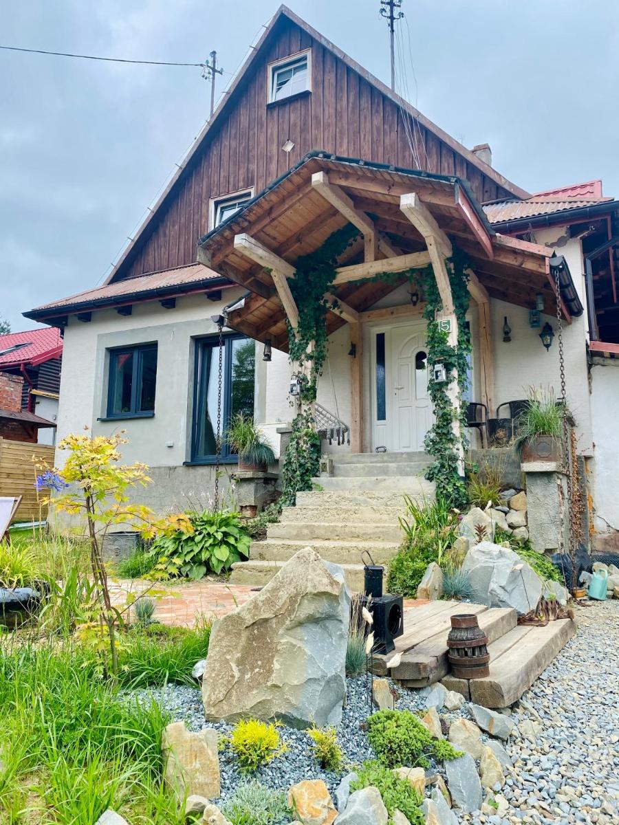Stacja Zagajnik - Housity