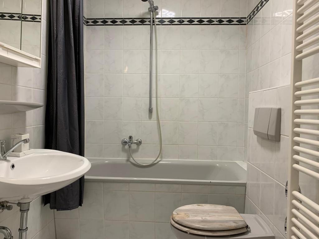 Lea Apartments Monteurswohnungen Zentrum Ost - Hizvo