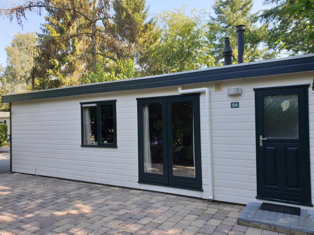 Sfeervolle chalet met terras, H14 De Veldkamp, Epe, voor 4 personen - Housity