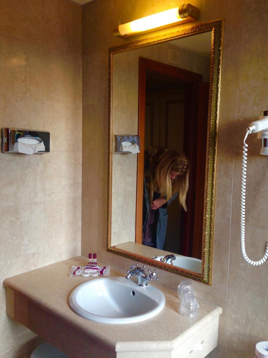 Hotel Amadeus - Housity