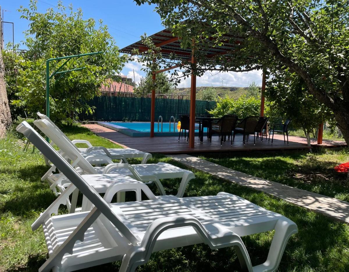 Suitetrails - ELMA Guest House