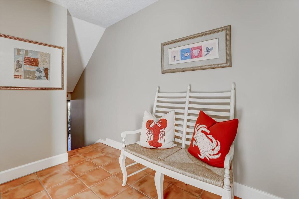 1029 Captains Court - Housity