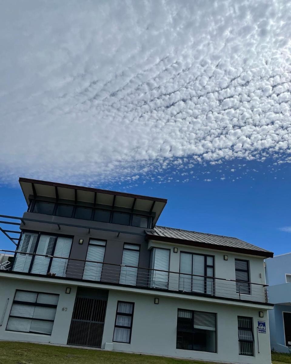 Beach House - Housity