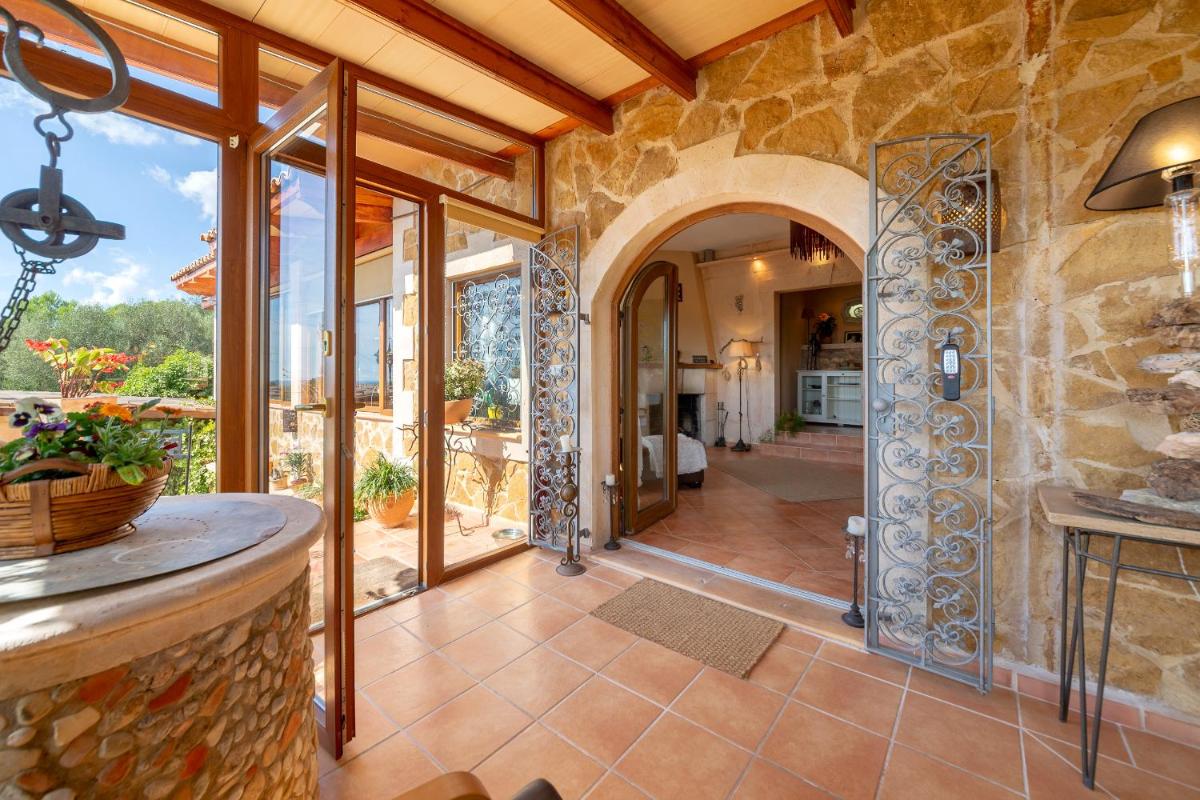 Casa Mágica Mallorca - Housity
