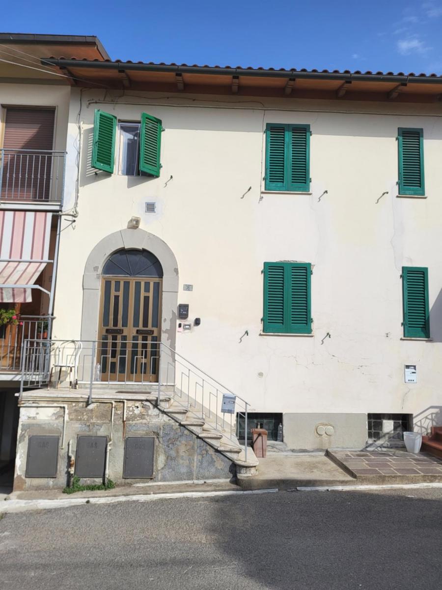 Grazioso appartamento con deposito bici S. Miniato - Housity