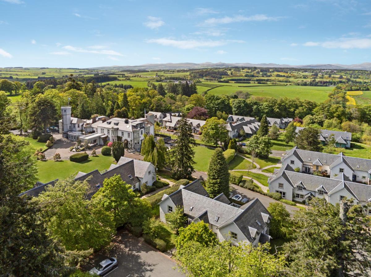 Wyndham Duchally Country Estate - Housity