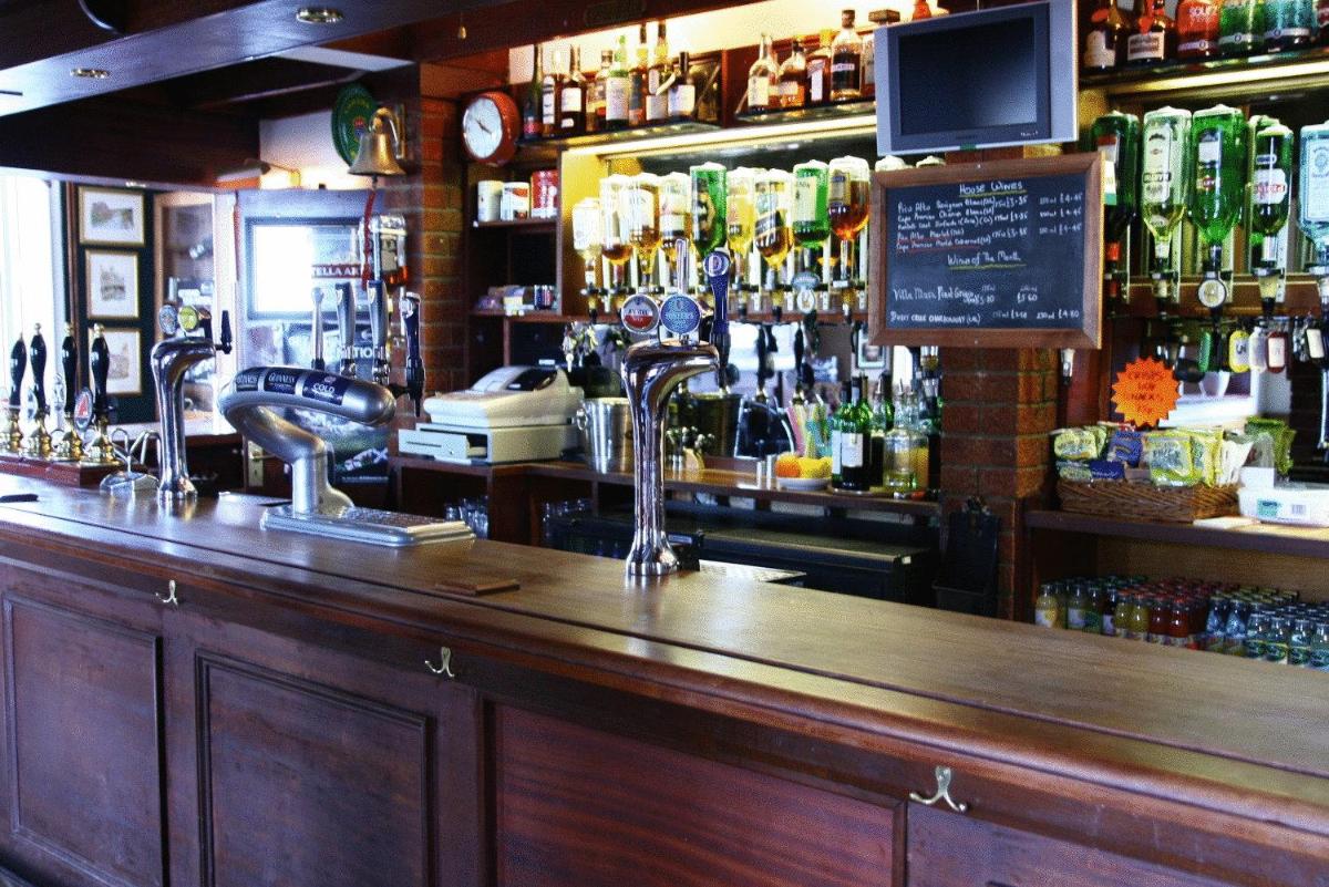 Lion and Fiddle - Housity