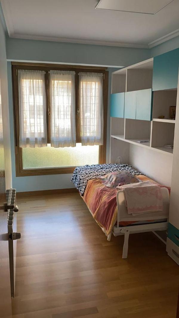 Cas - Housity