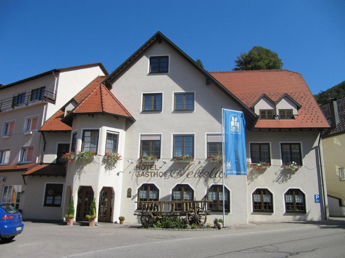 Hotel Gasthof am Selteltor - Housity