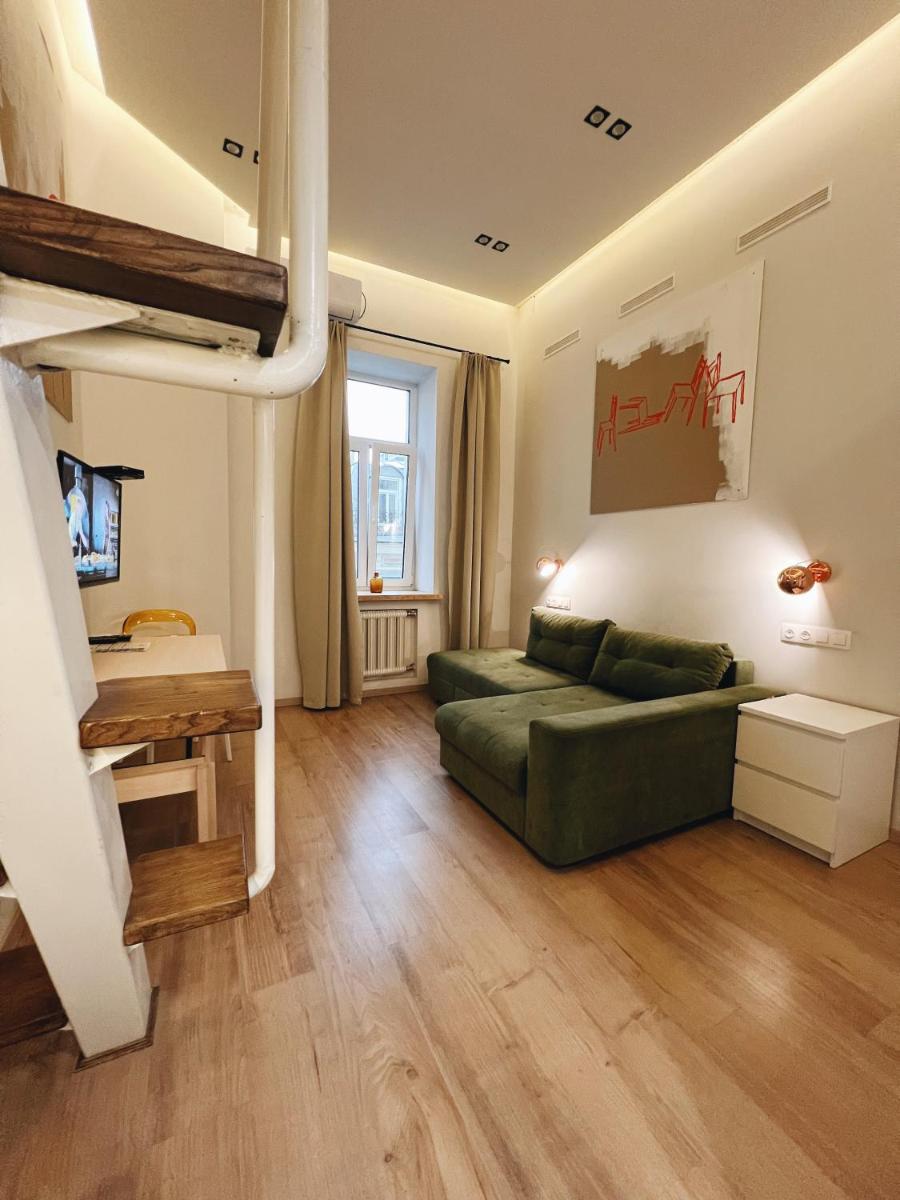 Kyiv Art Apartments near Golden Gate - Hizvo