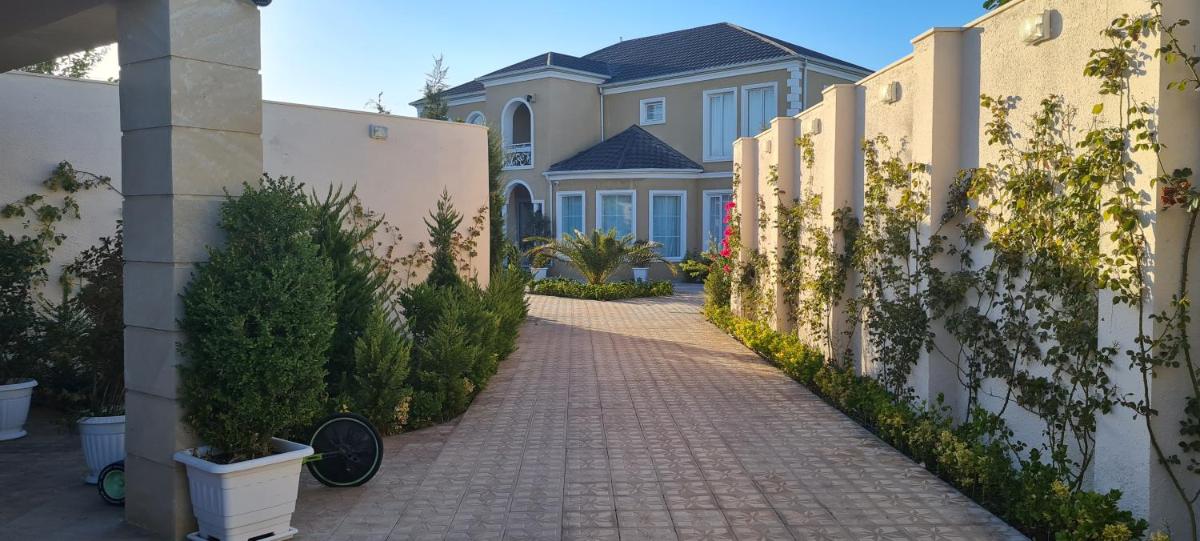 Suitetrails - Mardakan Villa