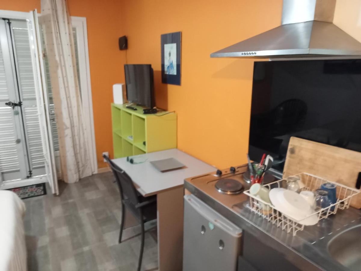 Studio charmant tout équipé - Housity